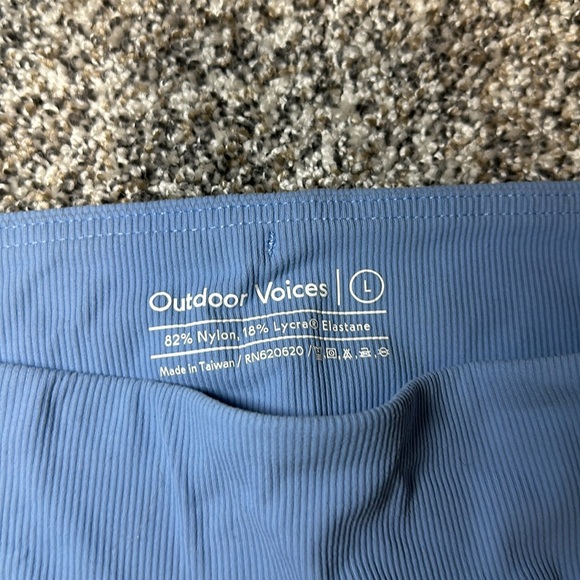 Outdoor Voices Bootcut/Wide Leg Yoga Pants - Picture 4 of 8